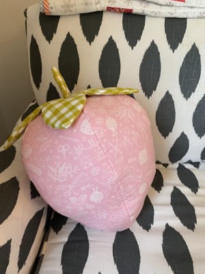 Woollypetals Strawberry Pillow in pink with yellow gingham bow