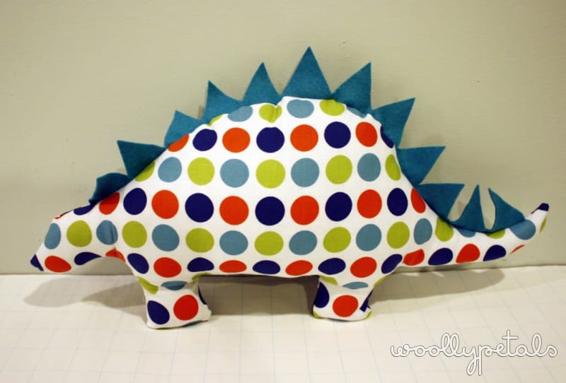 Dinosaur Tutorial + Giveaway