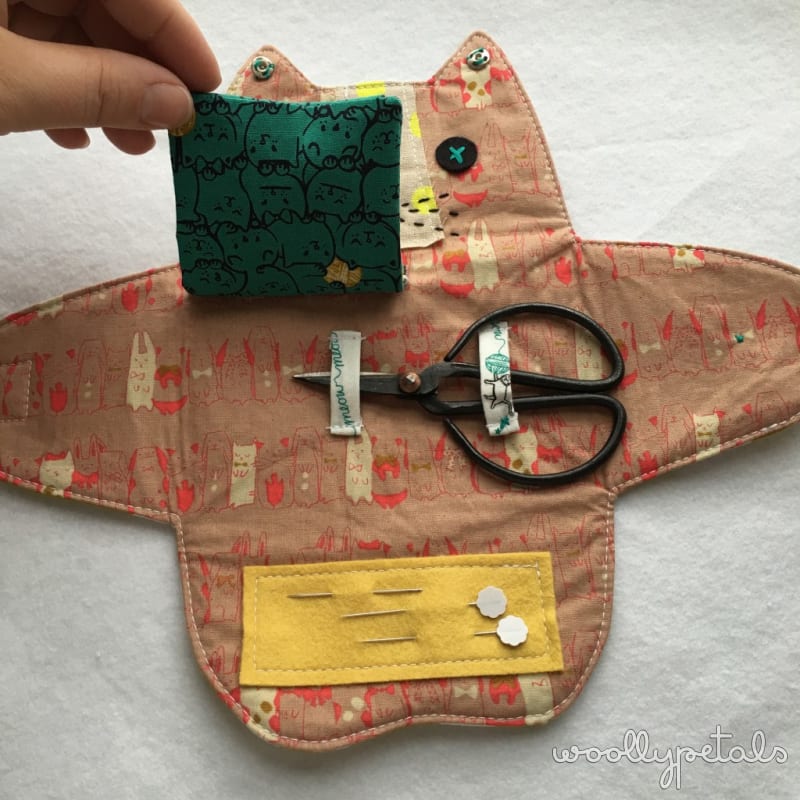 Woollypetals.com - Kitty supply pouch under inner pouch