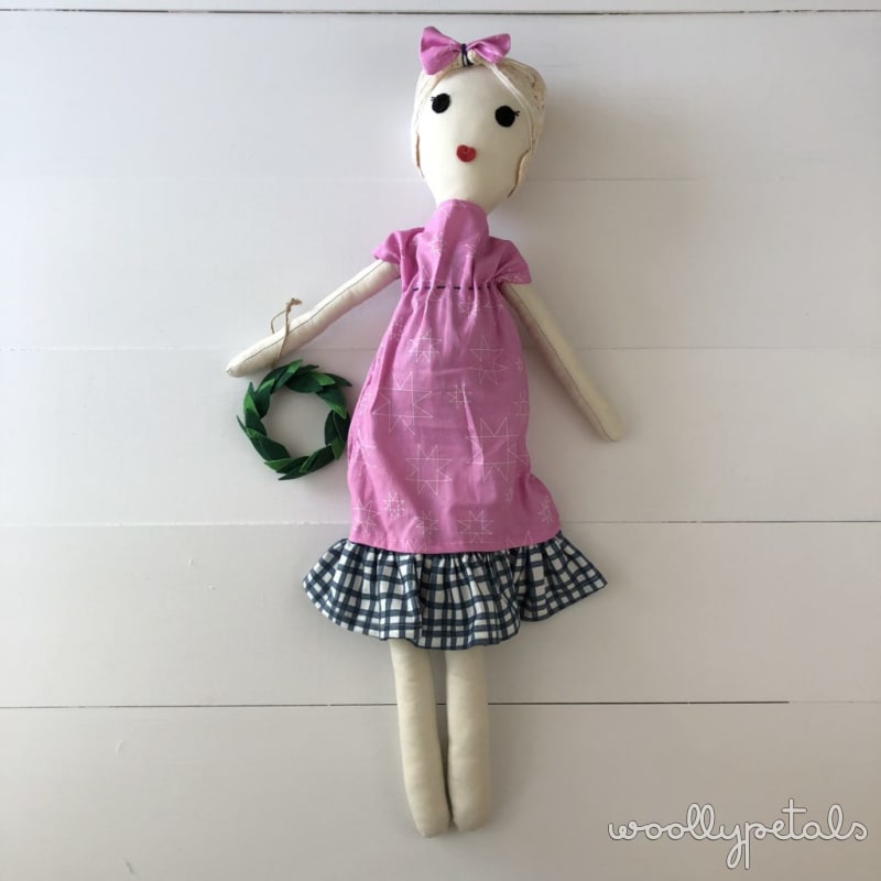 woollypetals - doll lady