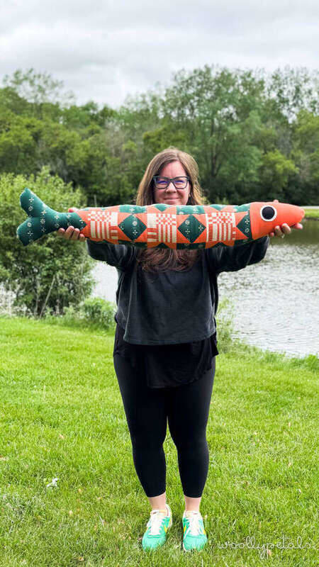 Woollypetals Sardine Pillow Pattern in orange and teal fabrics