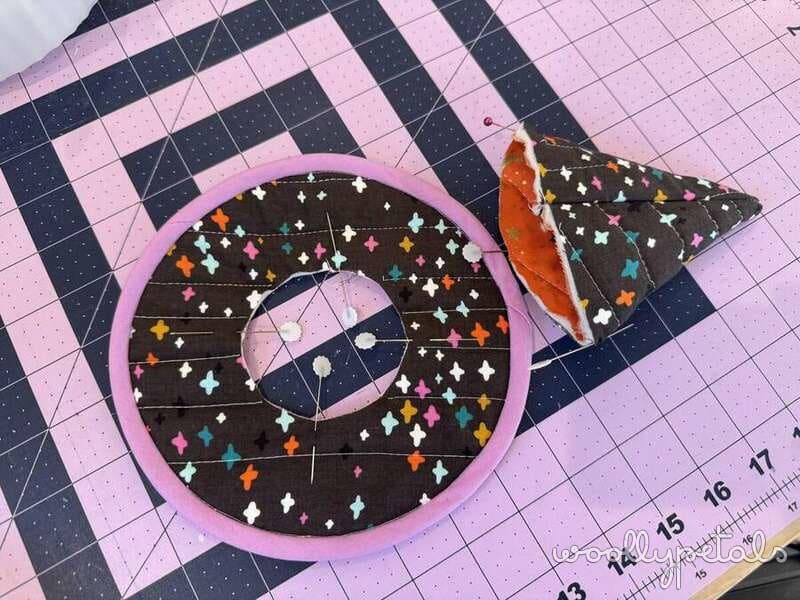 Woollypetals Silly Goose Witch Hat Tutorial pieces with pink and dark fabrics